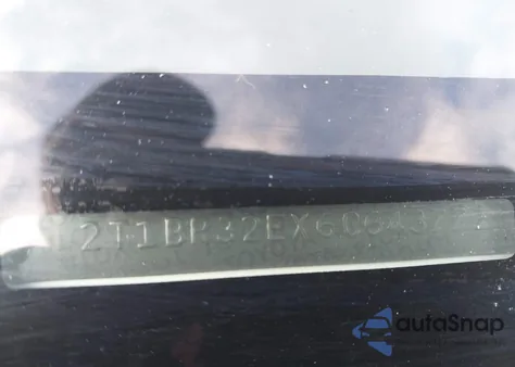 2006 Toyota Corolla Le z USA, uszkodzony, nr VIN 2T1BR32EX6C643771